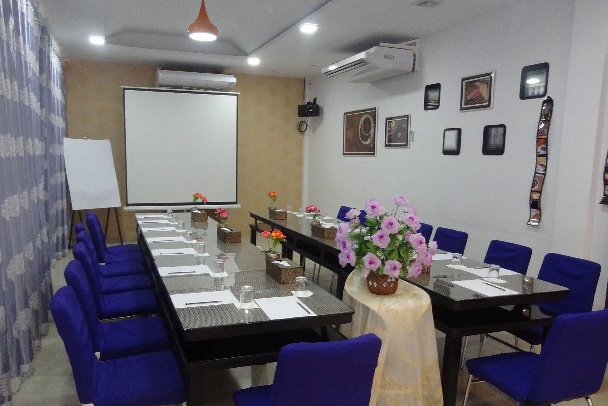 Perfect Hotel Mandalay